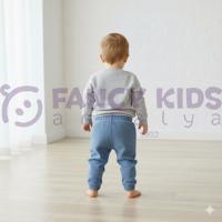 Erkek Çocuk Baskılı Sweatshirt ve Kot Mavisi Dokuma Pantolon İkili Takım %100 Pamuk