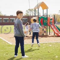 Erkek Çocuk Okul Hırkası Koyu Gri Antrasit – %100 Pamuk, V Yaka, Uzun Kollu