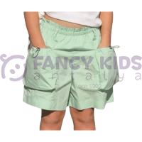 Kız Çocuk Askılı Bluz Şort İkili Takım – Yeşil Yazı Baskılı, Pullu Detaylı, %100 Pamuk Şortlu Kombin