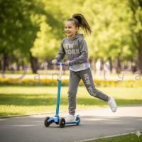 Kız Çocuk Baskılı Kapüşonlu Gri Crop Eşofman Takımı – Pamuklu ve Rahat Model