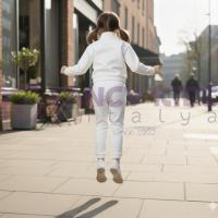 Kız Çocuk Beyaz Baskılı Crop Eşofman Takımı – Pamuklu, Lastikli, Cepli