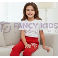 Kız Çocuk Kırmızı Baskılı Alt Eşofman – Lastikli Bel ve Paça, Cepli, Günlük Rahat Kullanım