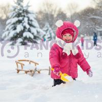 Kız Çocuk Puantiyeli Mont Ponponlu Kaşkollu Şardonlu Kapüşonlu
