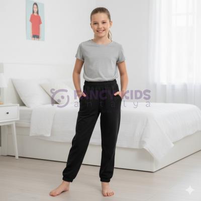 Kız Çocuk Siyah Dokuma Pantolon – Lastikli Bel, Cepli, Paçası Lastikli