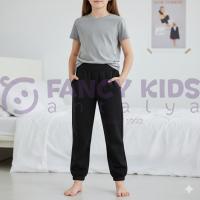 Kız Çocuk Siyah Dokuma Pantolon – Lastikli Bel, Cepli, Paçası Lastikli