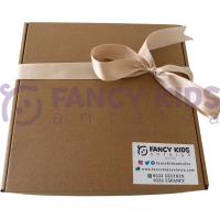 Yeni Doğan Hediye Kutusu – Doğal El Yapımı Amigurumi Diş Halkası ve Çıngıraklı Bebek Seti